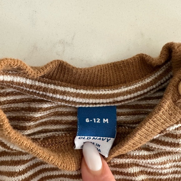 6-12 months - Picture 2 of 2